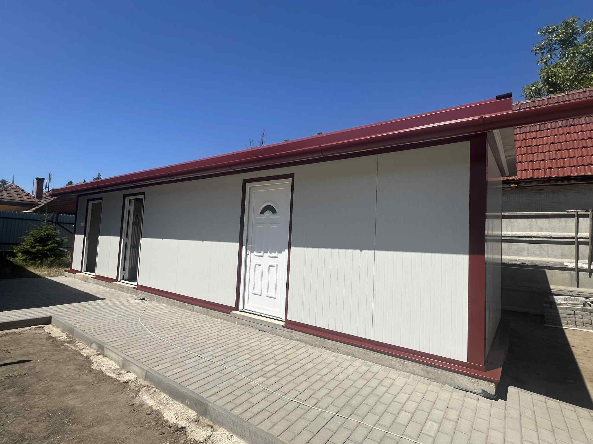 Szendvicspanel Melléképület 40m2